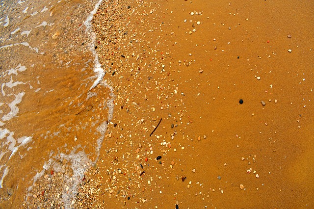 písek u vody